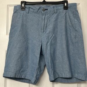 Charleston threads men’s 32 shorts- back zipper pocket